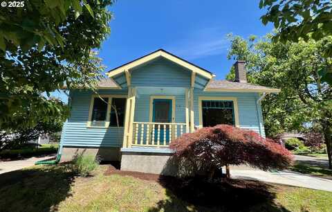 735 SE SPOKANE ST, Portland, OR 97202