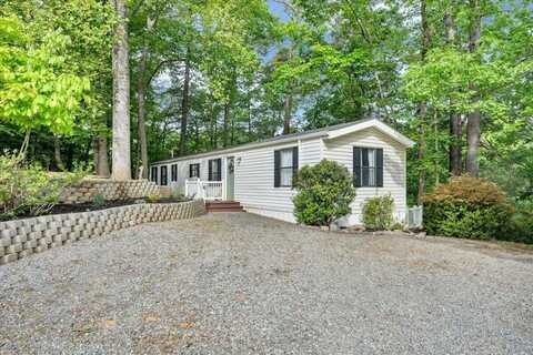518 Ridgelake RD, Goodview, VA 24095