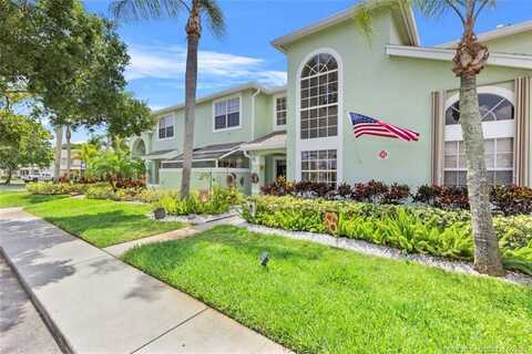 2055 SE Wild Meadow Circle, Port Saint Lucie, FL 34952