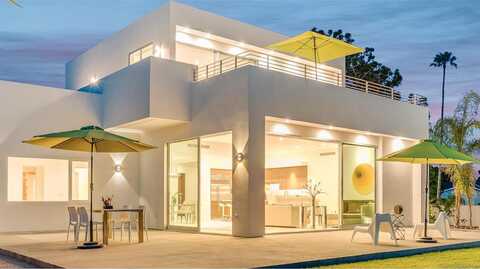 8665 Glenwick Ln, La Jolla, CA 92037