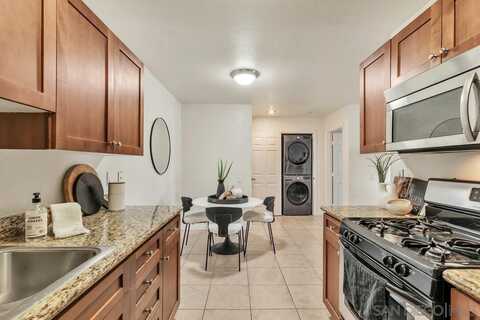 240 W Lincoln Ave, Escondido, CA 92026