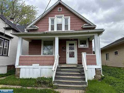 1414 E 11th ST, Hibbing, MN 55746