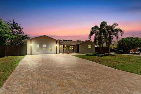 26 W Pine Tree Avenue, Lake Worth, FL 33467