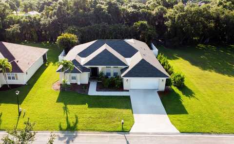 832 Alexandra Avenue SW, Vero Beach, FL 32968