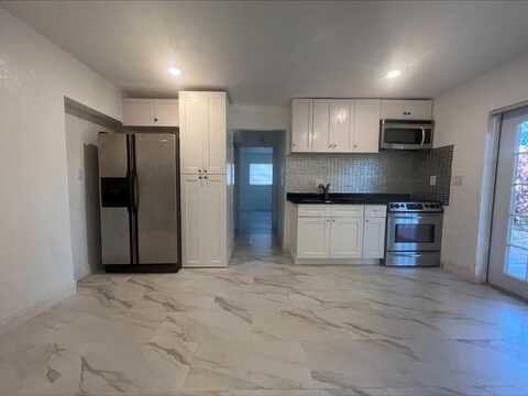 1634 NE 1st Street, Boynton Beach, FL 33435