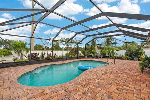 1611 Lexington Square SW, Vero Beach, FL 32962