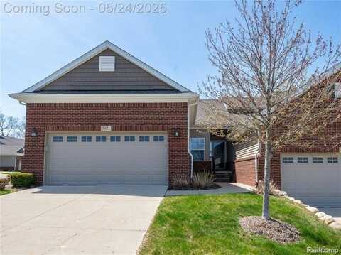3021 Berkshire Road, Auburn Hills, MI 48326