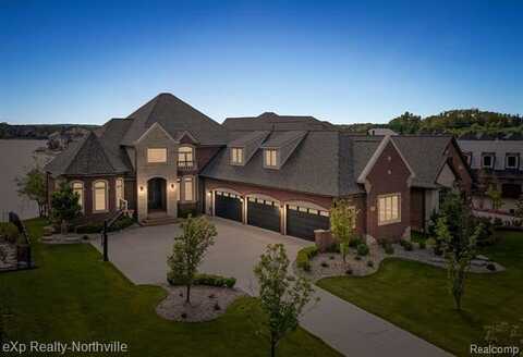 10387 STONEY POINT Drive, South Lyon, MI 48178