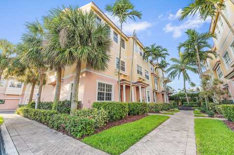 143 Harbors Way, Boynton Beach, FL 33435