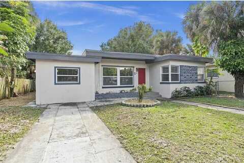 1016 Chipola Road, Fort Pierce, FL 34950