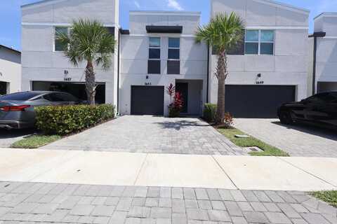 1653 Lindley Street, Haverhill, FL 33407