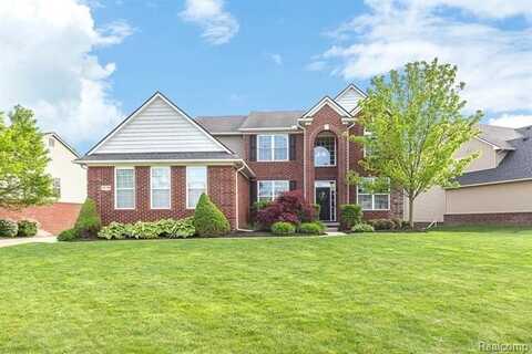 58799 CARRIAGE Lane, South Lyon, MI 48178