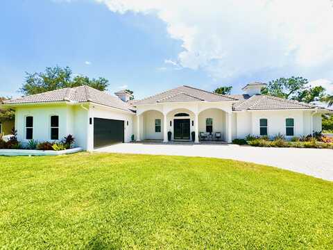 10520 SW Fiddlers Way, Palm City, FL 34990
