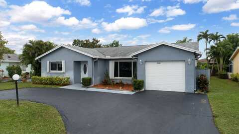 7355 Pine Forest Circle, Lake Worth, FL 33467