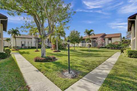 3561 Tall Pine Way, Greenacres, FL 33463