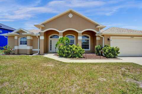 5940 NW Center Street, Port Saint Lucie, FL 34986