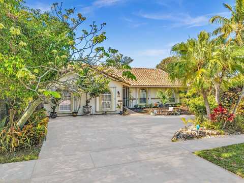498 Oregon Lane, Boca Raton, FL 33487