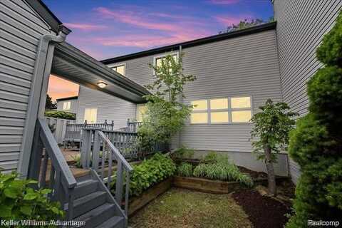 2806 Breckenridge Drive, Brighton, MI 48114