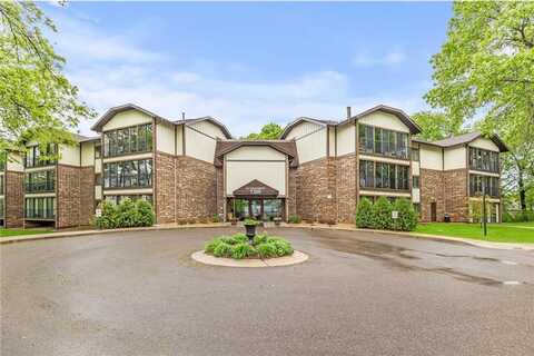 7200 Cahill Road, Edina, MN 55439