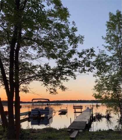 12430 Melody Lane, Lindstrom, MN 55045