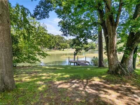 6052 Newport Crescent, Norfolk, VA 23505