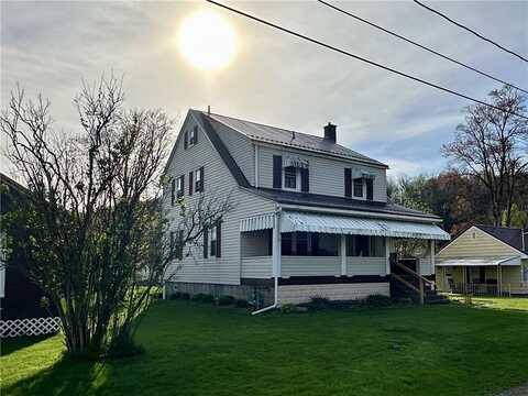 109 Center Dr, Franklin, PA 16210
