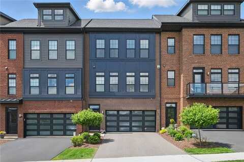 349 Azalea Dr, Peters Township, PA 15367