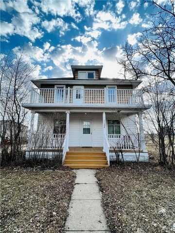 1124 Park Avenue, Morris, MN 56267