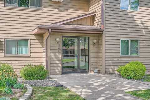 5445 Babcock Trail, Inver Grove Heights, MN 55077
