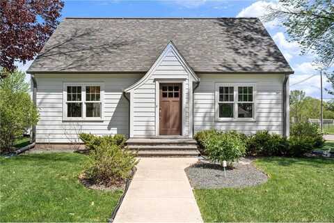 1020 Rice Lake Street, Owatonna, MN 55060