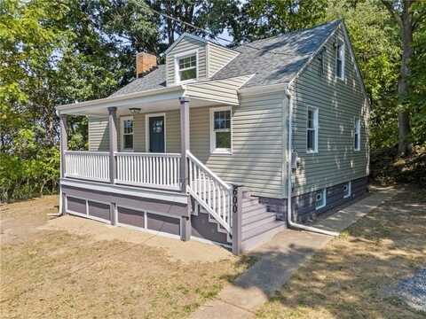 600 Howard St, Harmony, PA 15003