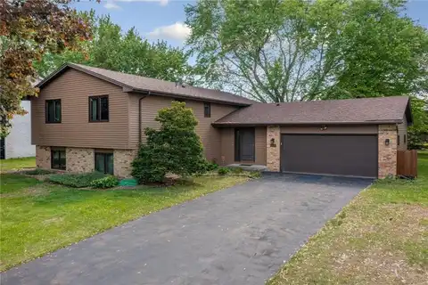 4781 Zealand Avenue N, New Hope, MN 55428