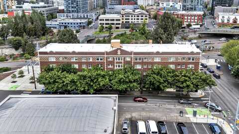 20 NW 16TH AVE, Portland, OR 97209