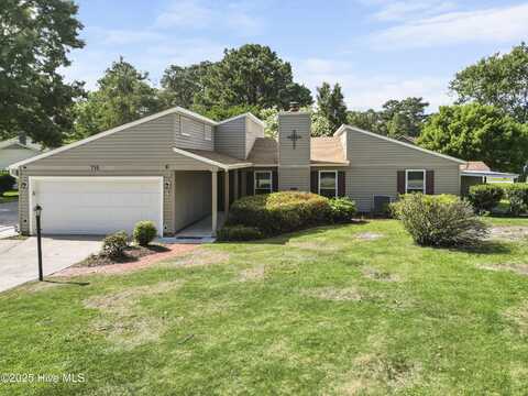 716 Shadowridge Road, Jacksonville, NC 28546