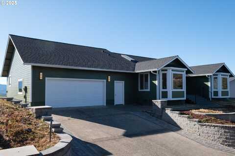 383 RIDGECREST DR, Roseburg, OR 97470