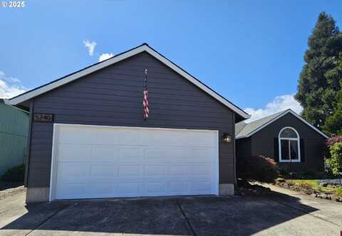 5740 SE GOLDEN RD, Hillsboro, OR 97123