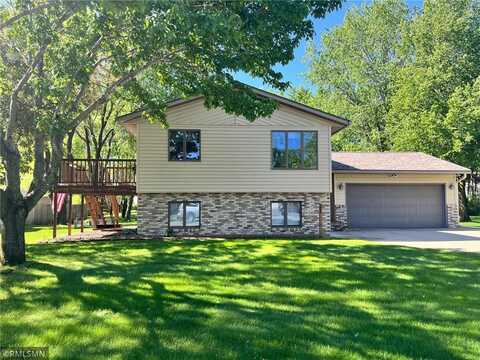 204 10th Street N, Sartell, MN 56377