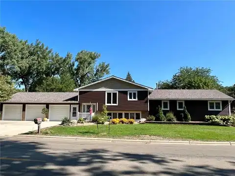 1010 Martin Road, Albert Lea, MN 56007