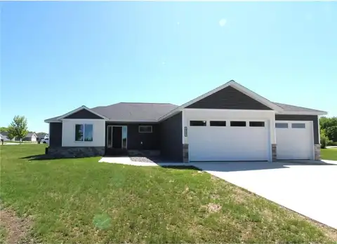 1707 17th Street NW, Willmar, MN 56201