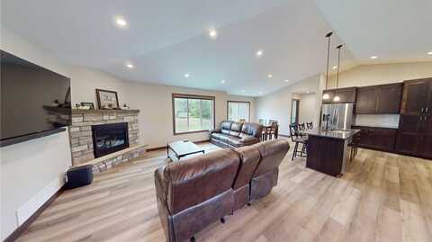 1707 17th Street NW, Willmar, MN 56201