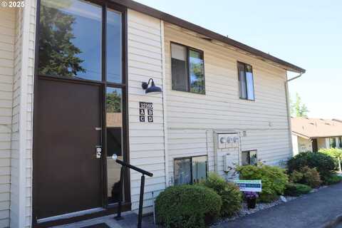 12160 SW ROYAL CT, Portland, OR 97224