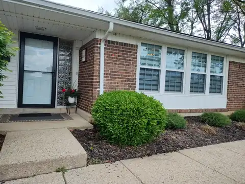 5623 Troy Villa Boulevard, Dayton, OH 45424
