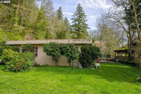 32763 BERLIN RD, Lebanon, OR 97355