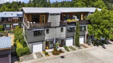 2728 FRIENDLY ST, Eugene, OR 97405