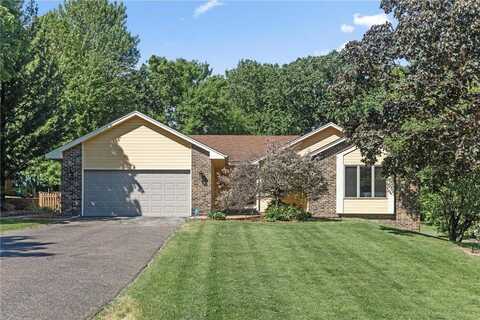 9588 Creek Knoll Road, Eden Prairie, MN 55347