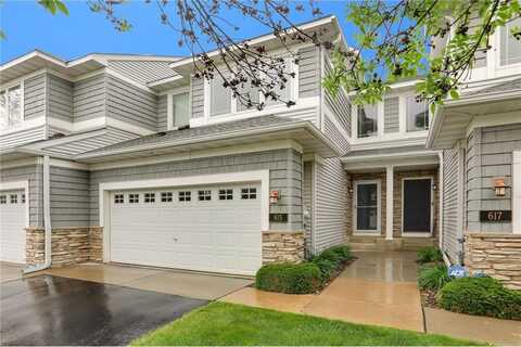 615 Sutherland Drive, Woodbury, MN 55129