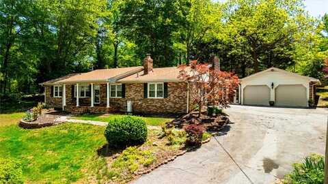 133 Cherokee Road, Easley, SC 29642