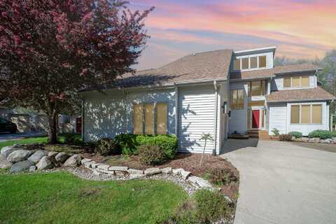 118 Harbor Court, Houghton Lake, MI 48629