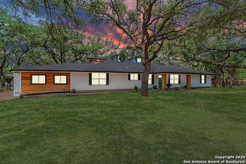17207 Sugar Crest, San Antonio, TX 78232