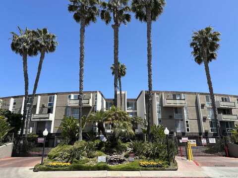 3050 Rue D'Orleans, San Diego, CA 92110